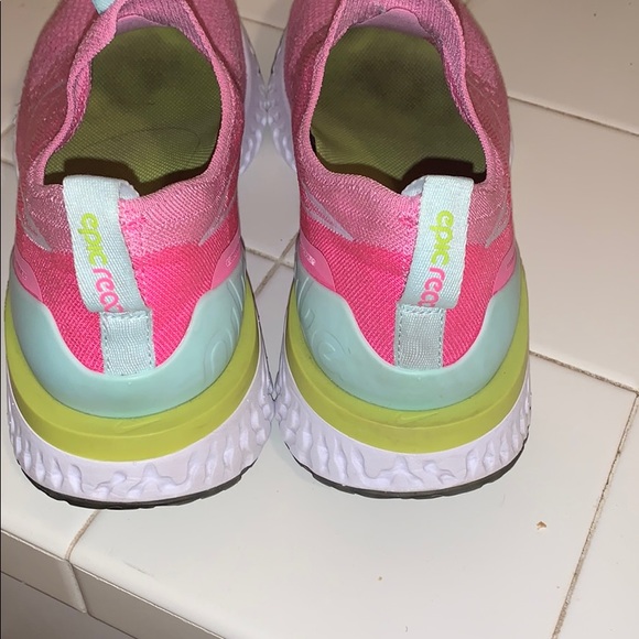 nike slip ons pink